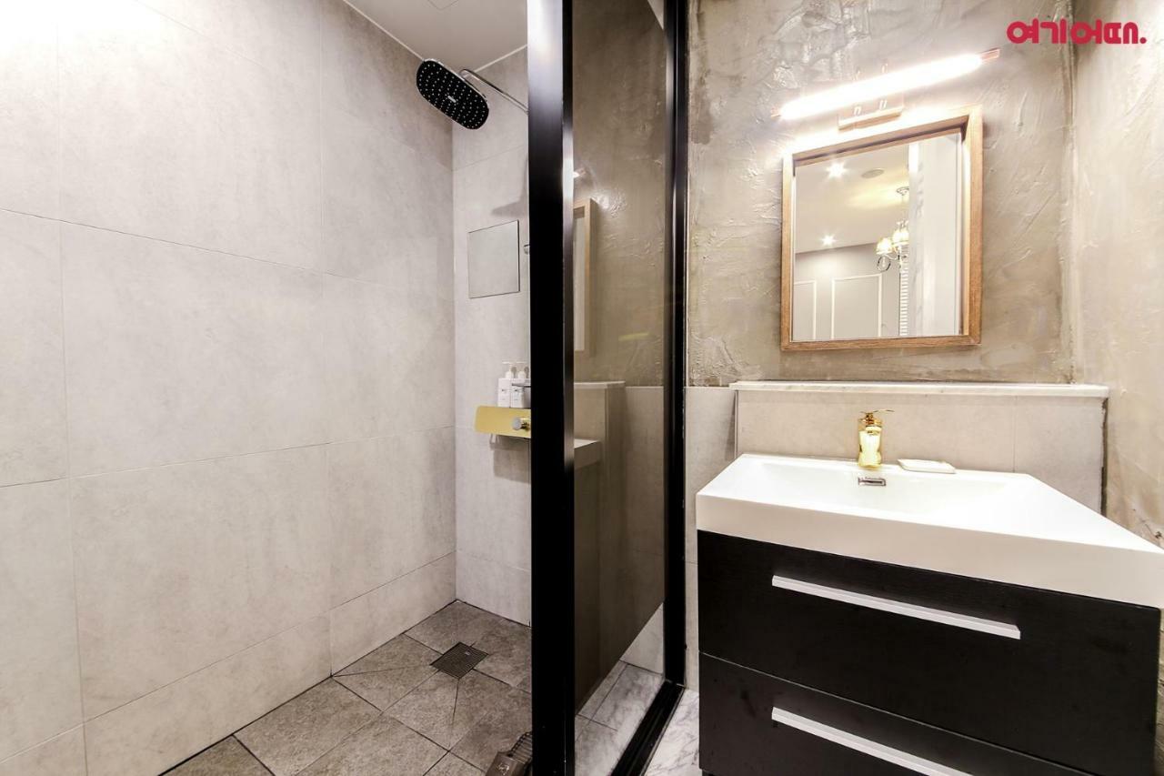 Hotel Seowa Gimhae Bagian luar foto