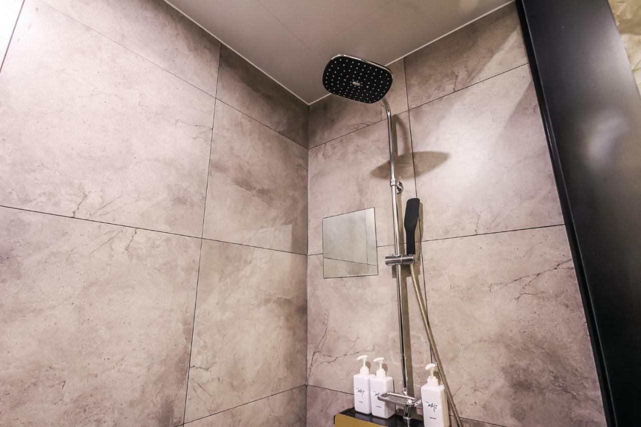 Hotel Seowa Gimhae Bagian luar foto