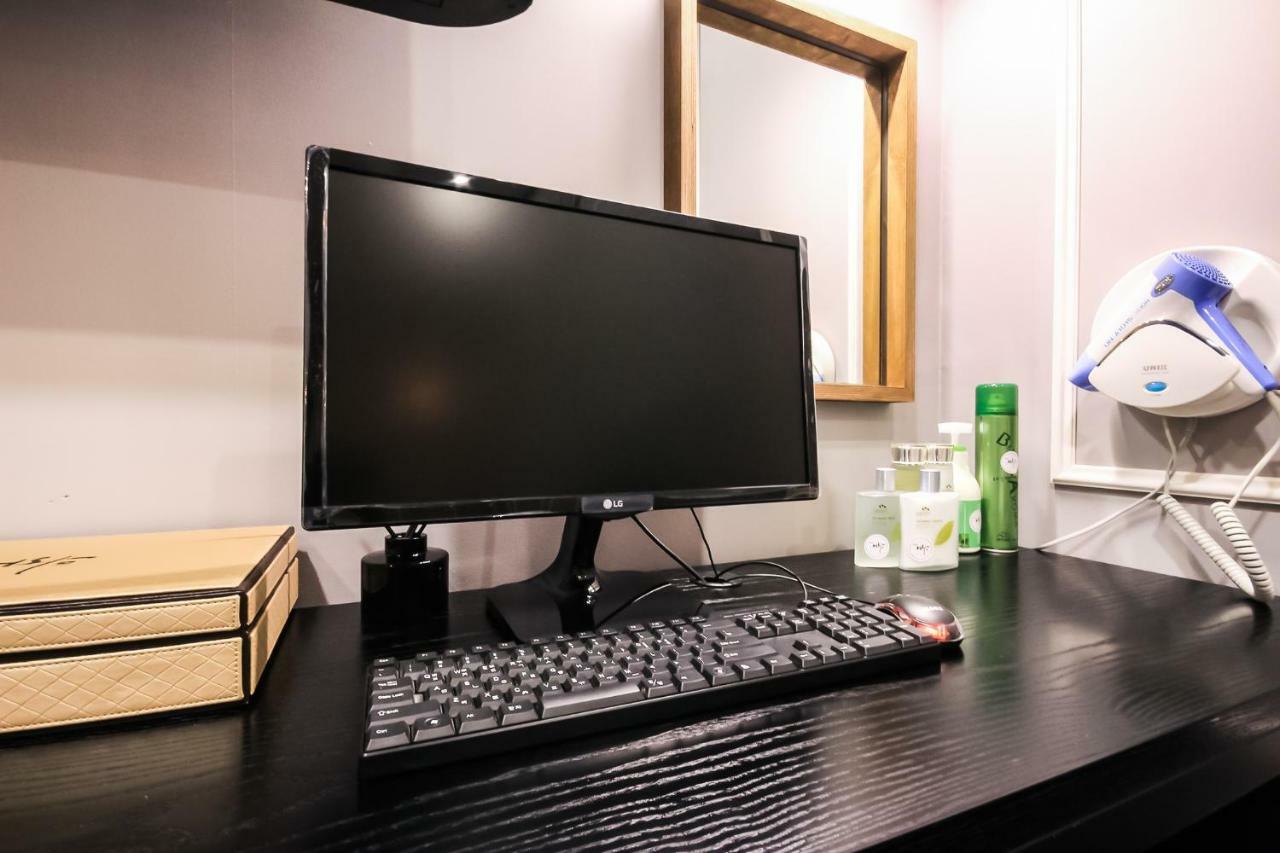 Hotel Seowa Gimhae Bagian luar foto