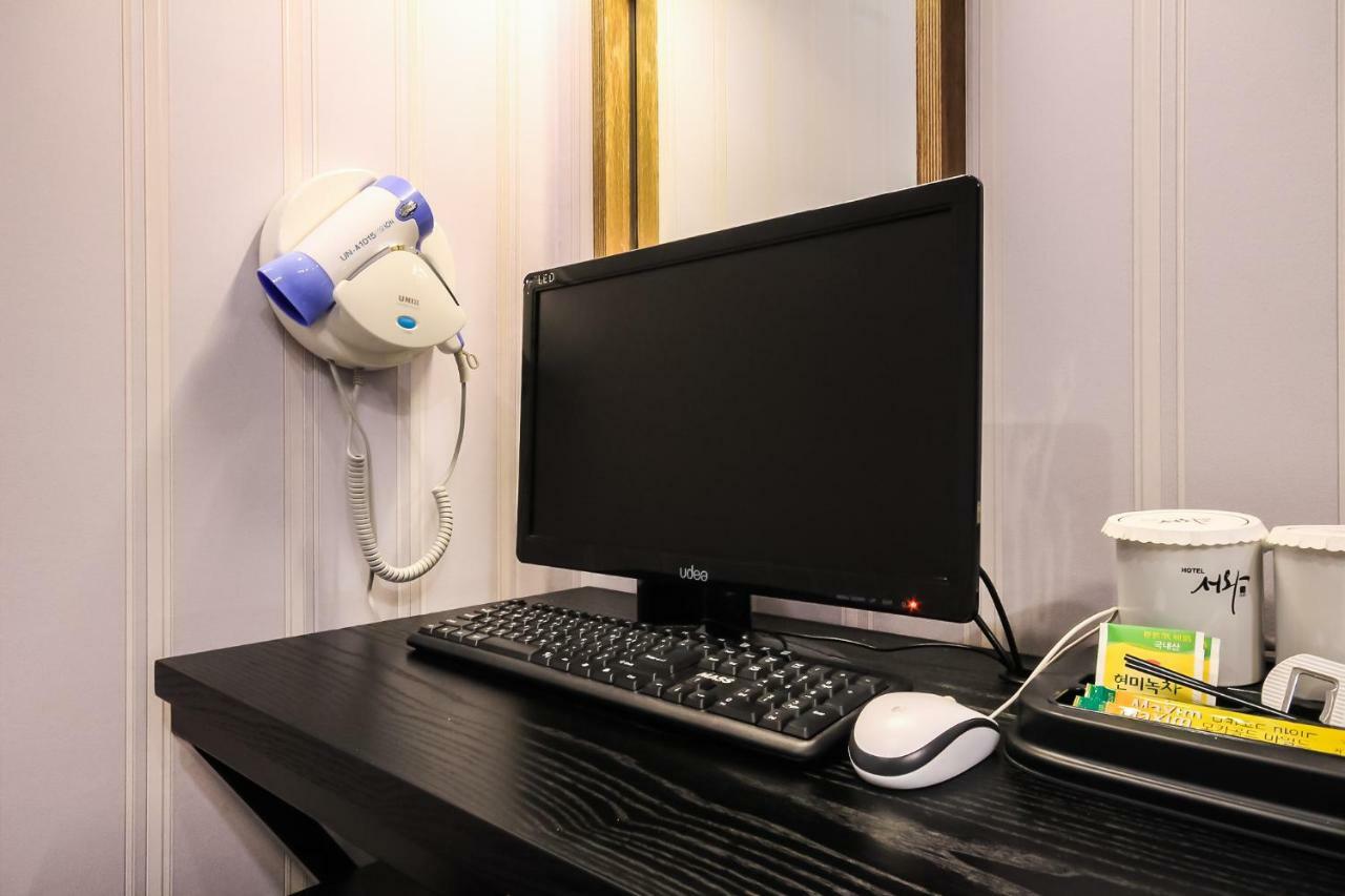 Hotel Seowa Gimhae Bagian luar foto