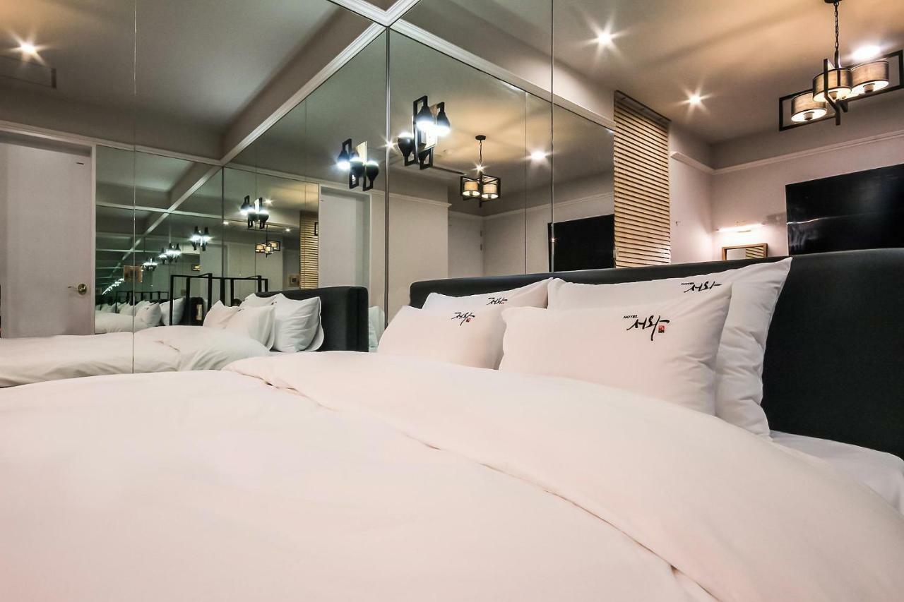 Hotel Seowa Gimhae Bagian luar foto
