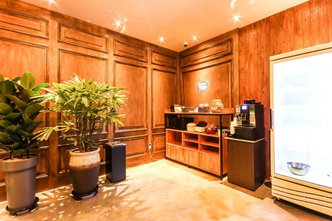 Hotel Seowa Gimhae Bagian luar foto