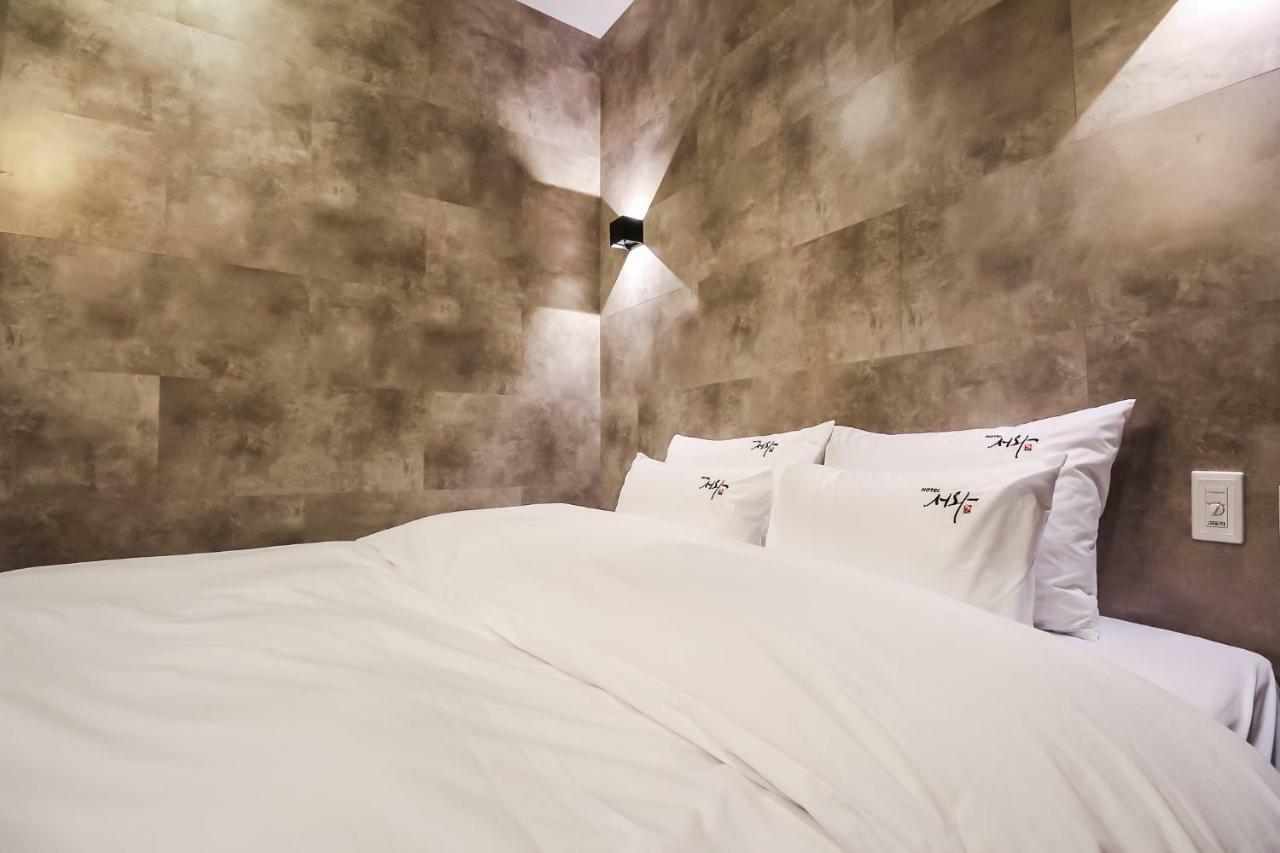 Hotel Seowa Gimhae Bagian luar foto